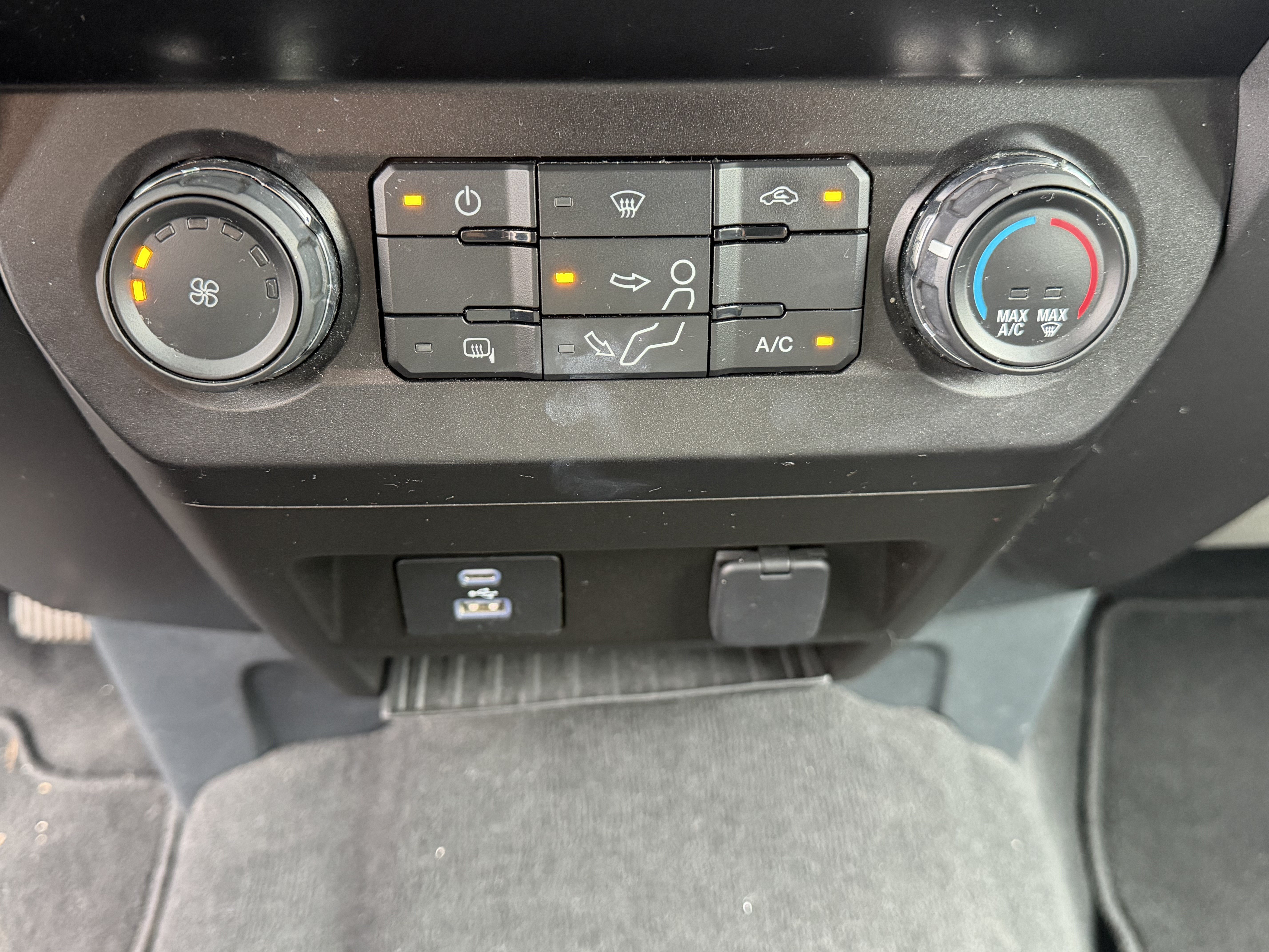 Used 2022 Ford F250 4x4 Crew Cab Super Duty image 26