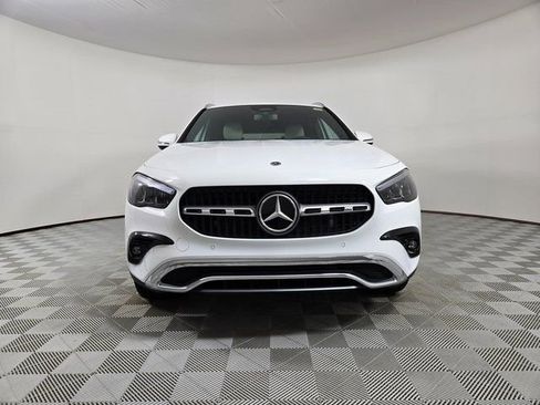 Certified 2025 Mercedes-Benz GLA 250 4MATIC image 2