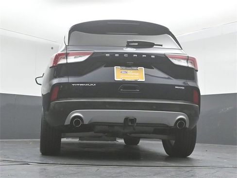 Certified 2021 Ford Escape Titanium w/ Titanium Elite Package image 40