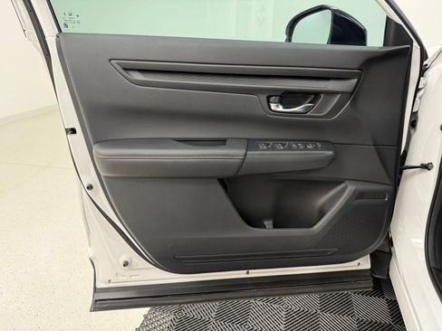 Used 2025 Honda CR-V Sport image 15