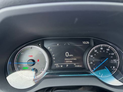 Used 2023 Toyota Venza LE image 21