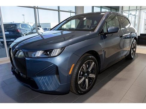 New 2026 BMW iX xDrive45 w/ Premium Package image 43