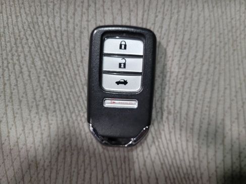 Used 2015 Honda Accord EX image 32