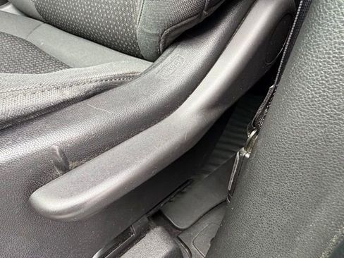 Certified 2020 Chevrolet Silverado 1500 Custom Trail Boss w/ Custom Convenience Package image 27