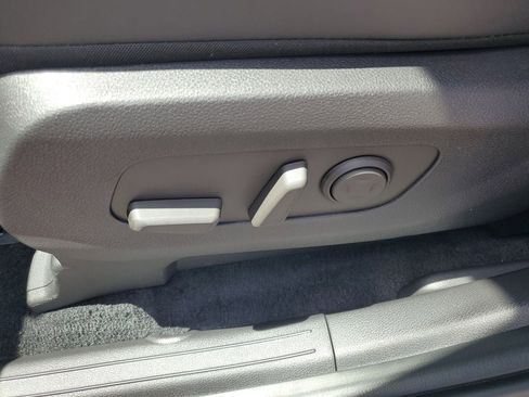 New 2026 Kia Carnival SX FWD image 7