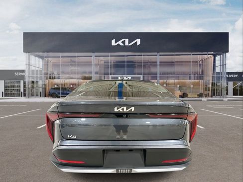 Used 2025 Kia K4 EX image 7