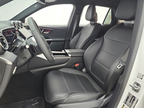 Certified 2026 Mercedes-Benz GLC 300 image 13