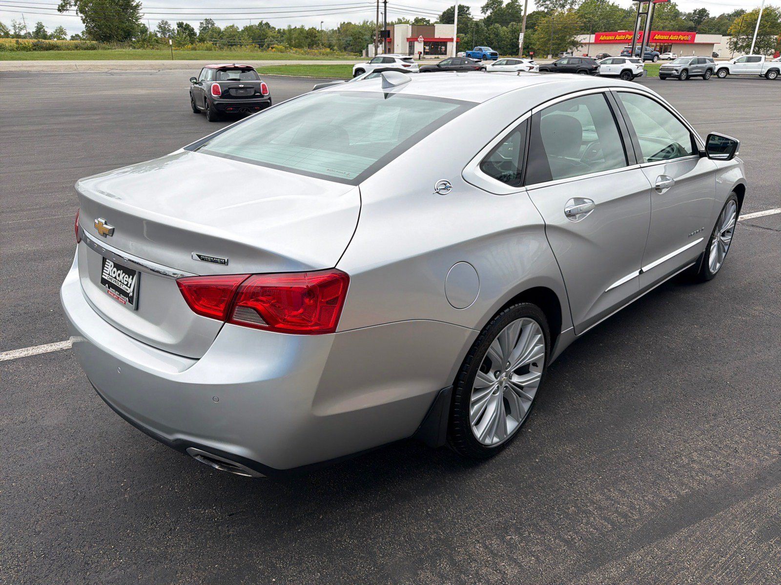 Used 2018 Chevrolet Impala Premier w/ Premier Confidence Package FWD image 4