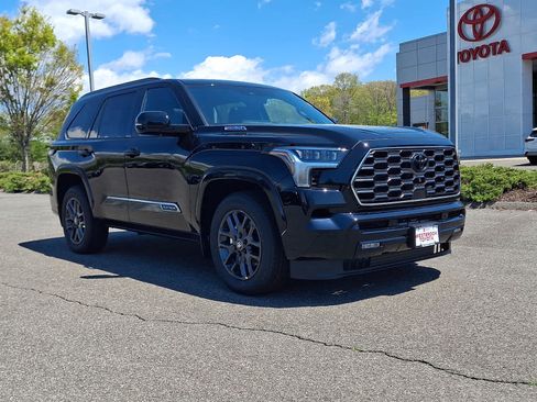 New 2026 Toyota Sequoia Platinum AWD/4WD image 2
