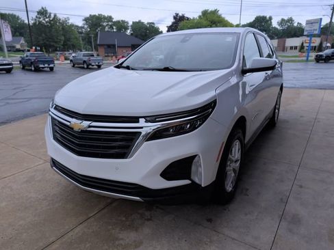 Used 2022 Chevrolet Equinox LT AWD/4WD image 4