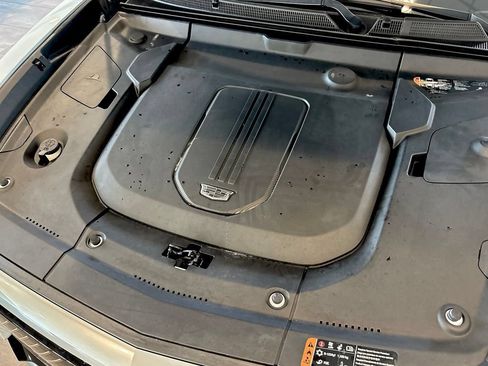 Used 2024 Cadillac Lyriq Tech RWD image 49