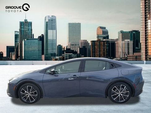 New 2026 Toyota Prius XLE image 2