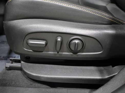 Used 2023 GMC Terrain AT4 AWD/4WD image 12