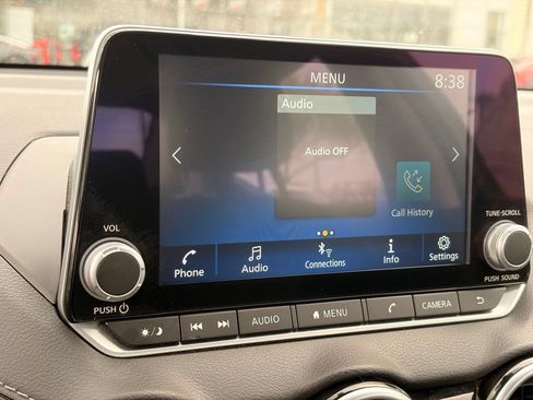 Used 2024 Nissan Sentra SV FWD image 23