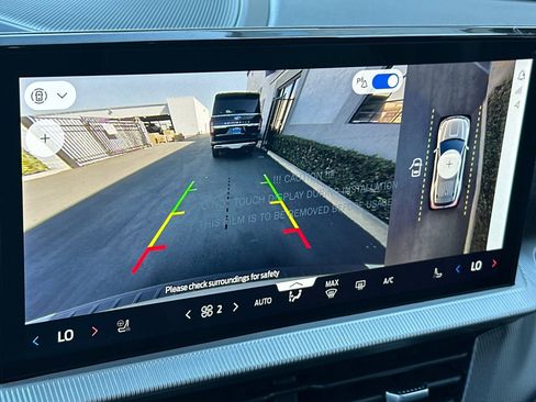 New 2026 Ford Explorer ST-Line w/ ST-Line Street Pack image 21