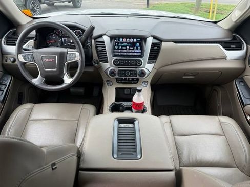 Used 2017 GMC Yukon SLT w/ Premium Edition AWD/4WD image 20