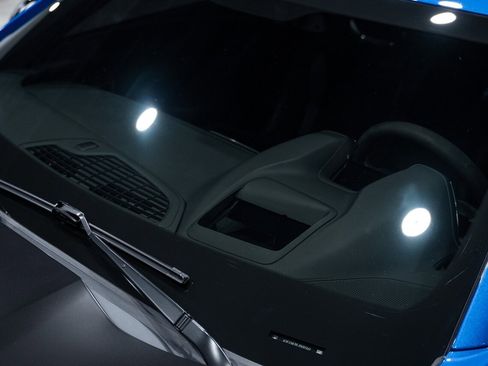 Used 2018 Chevrolet Camaro SS image 59