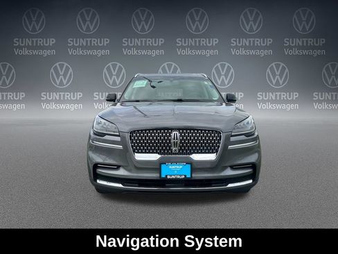 Used 2023 Lincoln Aviator Reserve AWD/4WD image 9