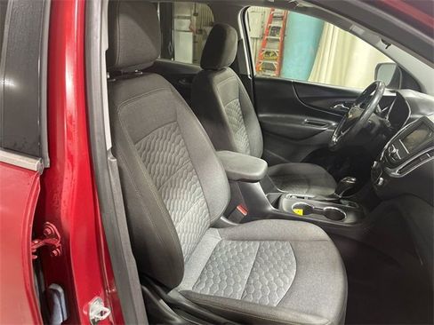 Used 2019 Chevrolet Equinox LT image 23