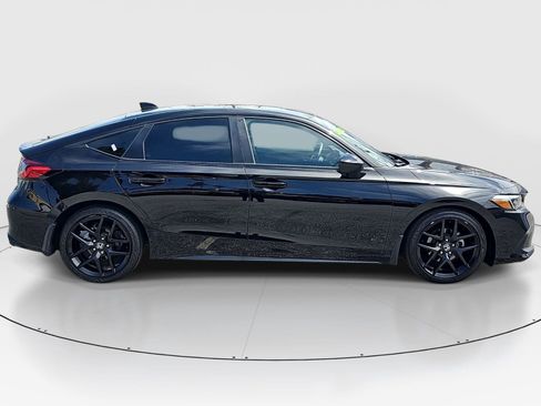 Used 2024 Honda Civic Sport image 4