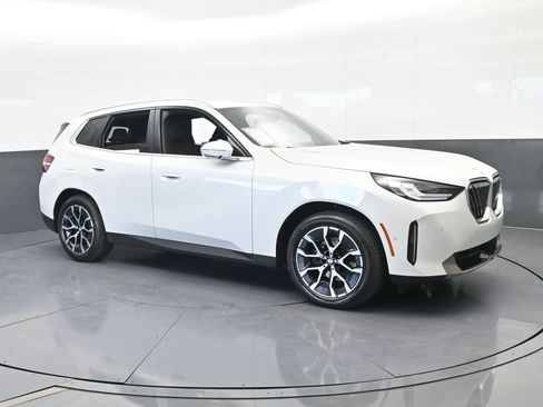 Used 2025 BMW X3 xDrive30i w/ M Sport Package image 8