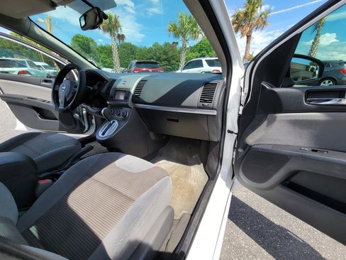 Used 2012 Nissan Sentra 2.0 SR w/ Special Edition Pkg FWD image 41