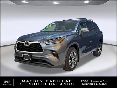 Used 2021 Toyota Highlander XLE