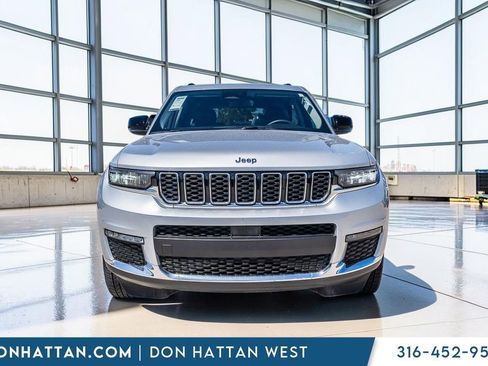 Used 2023 Jeep Grand Cherokee L Limited w/ Trailer Tow Group (B) AWD/4WD image 26