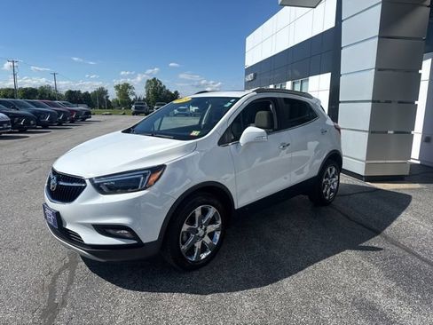 Certified 2019 Buick Encore Essence w/ Experience Buick Package AWD/4WD image 3
