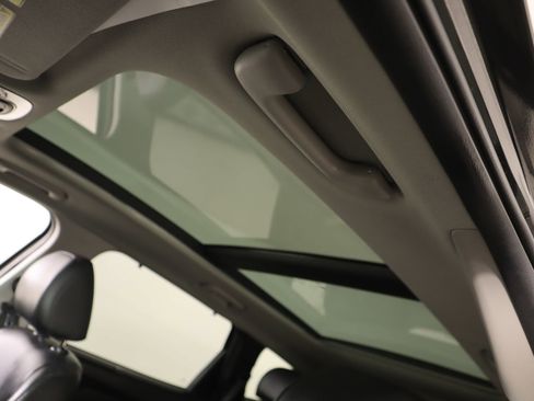 Used 2021 Hyundai Santa Fe SEL w/ Convenience + Premium Package image 16