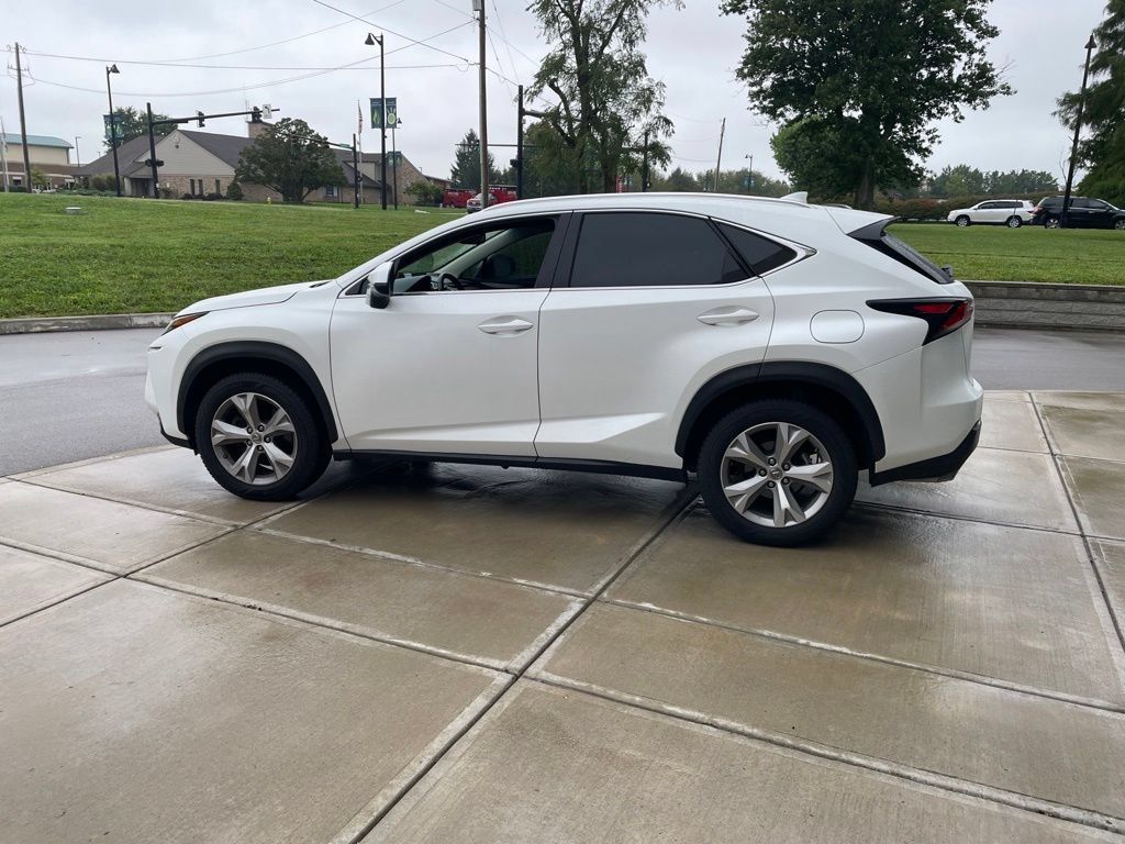 Used 2017 Lexus NX 200t AWD w/ Premium Package image 3