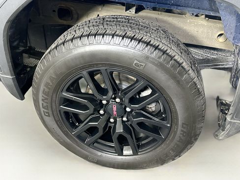 Used 2023 GMC Sierra 1500 Pro w/ Graphite Edition image 11