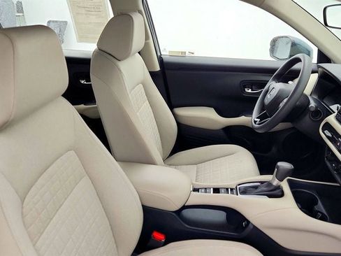 Used 2023 Honda HR-V LX image 23