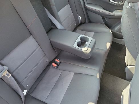 New 2025 Nissan Sentra SR image 15