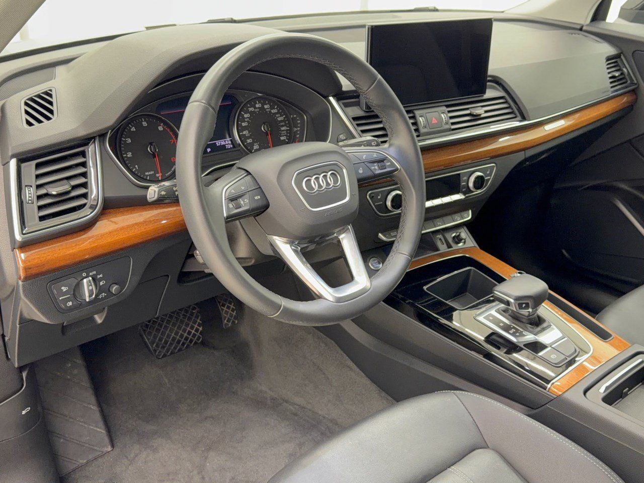 Used 2022 Audi Q5 2.0T Premium AWD/4WD image 4