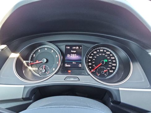 Used 2020 Volkswagen Atlas Cross Sport SE AWD/4WD image 19