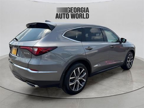 Used 2022 Acura MDX FWD w/ Technology Package image 14