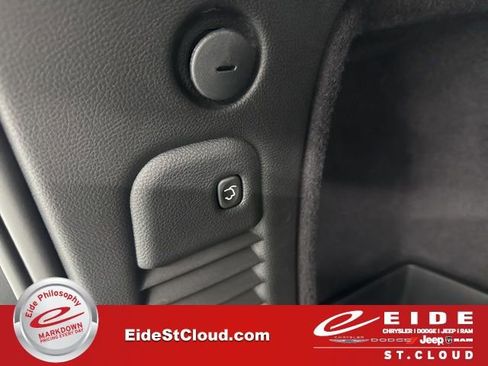 New 2026 Dodge Durango GT image 13