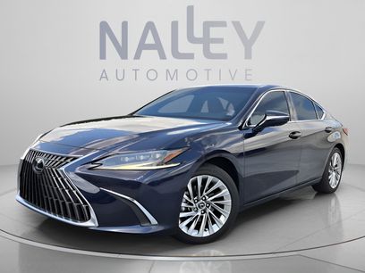 Used 2023 Lexus ES 300h Ultra Luxury w/ Accessory Package (Z2)