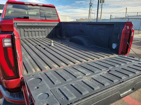 Used 2024 GMC Sierra 3500 Denali w/ Denali Reserve Package image 7