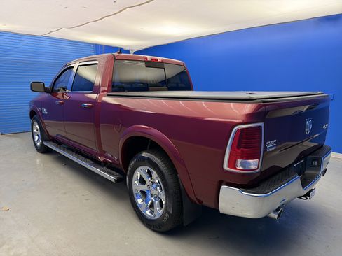 Used 2014 RAM 1500 Laramie w/ Convenience Group image 5