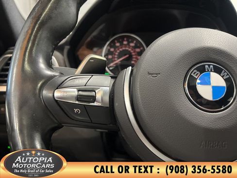 Used 2017 BMW 340i xDrive Sedan AWD/4WD image 30