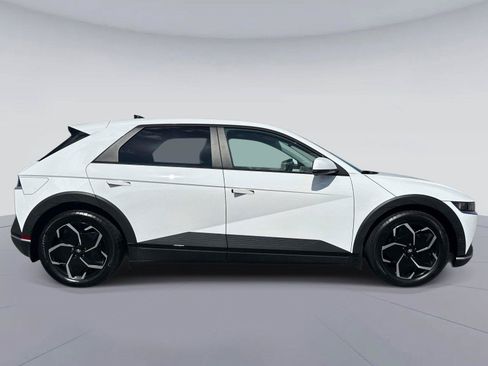Used 2024 Hyundai Ioniq 5 SEL RWD image 2