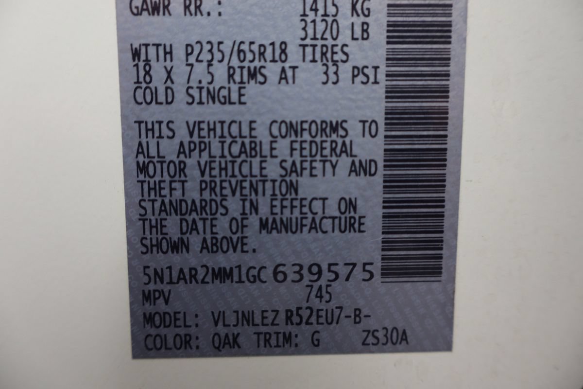 Used 2016 Nissan Pathfinder SV AWD/4WD image 47