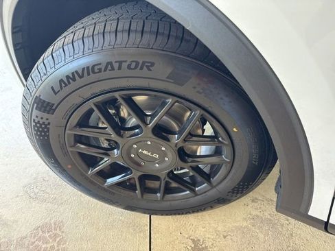 Used 2022 Ford Escape SEL w/ SEL Stealth AWD Package image 38