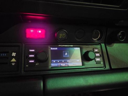 Used 1987 Porsche 911 Carrera image 91