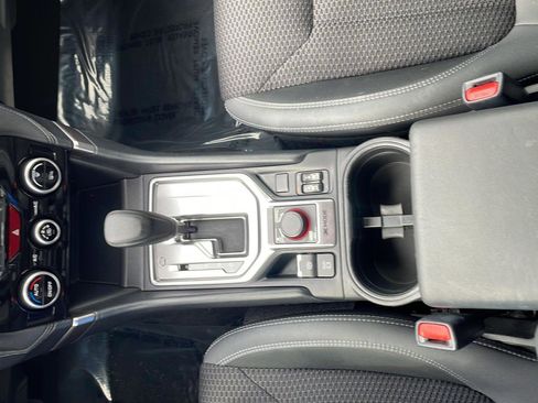 Used 2020 Subaru Forester Premium image 21