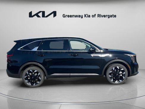 New 2025 Kia Sorento EX image 8