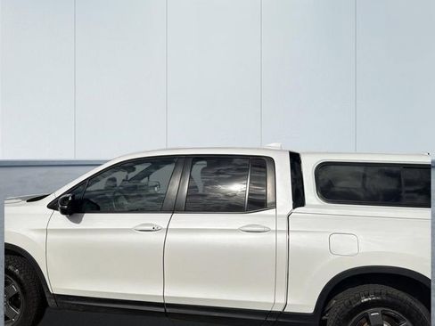Used 2025 Honda Ridgeline TrailSport image 7