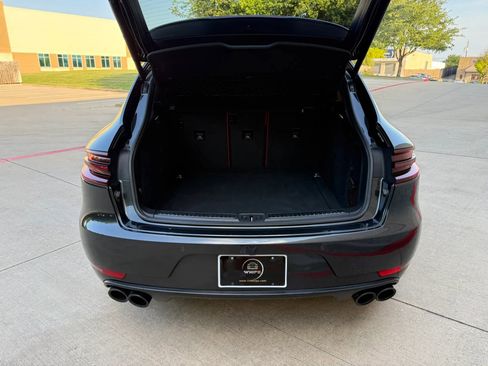Used 2017 Porsche Macan GTS AWD/4WD image 5